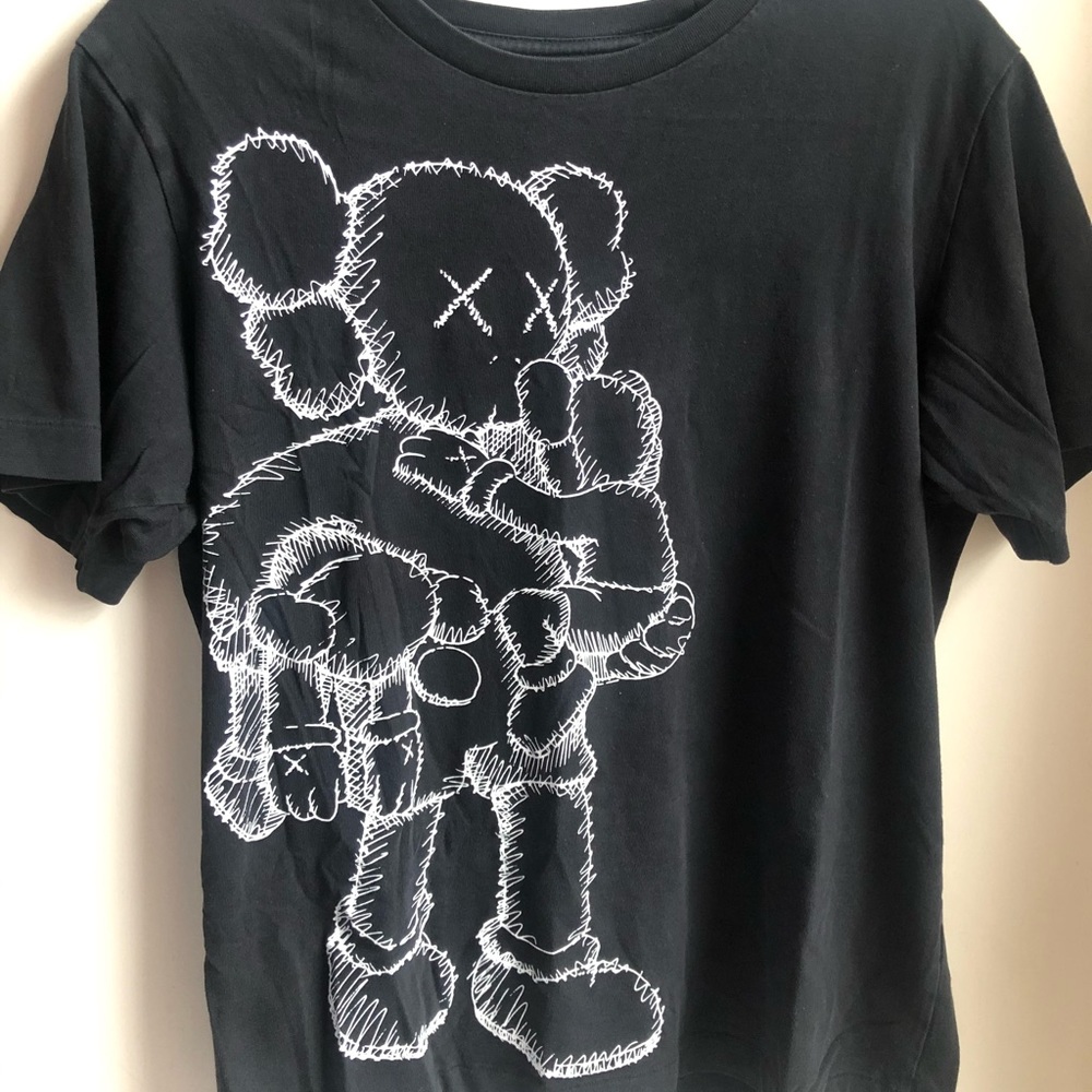 Kaws x Uniqlo clean slate tee